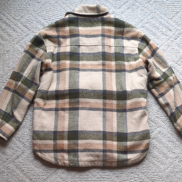 American Eagle Plaid Sherpa Jacket - Picture 4 of 5